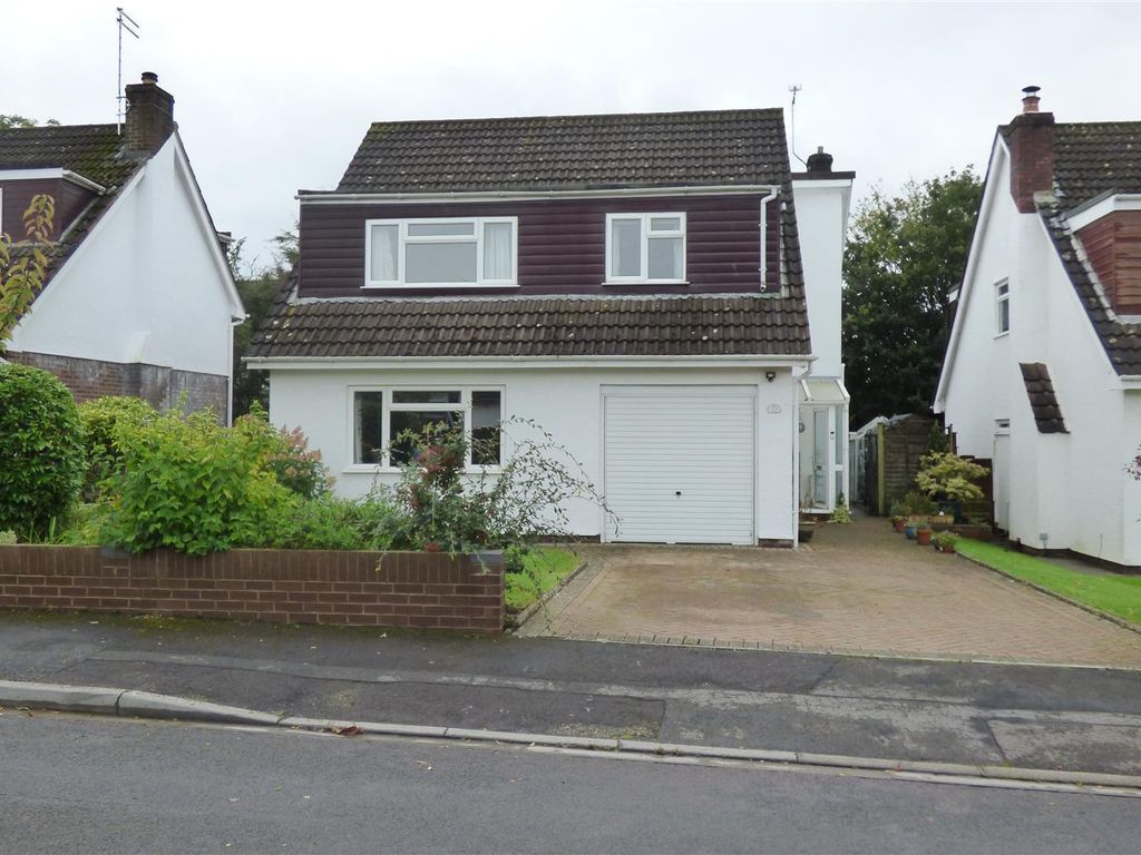 4 bed detached house to rent in Meadow Mead, Frampton Cotterell