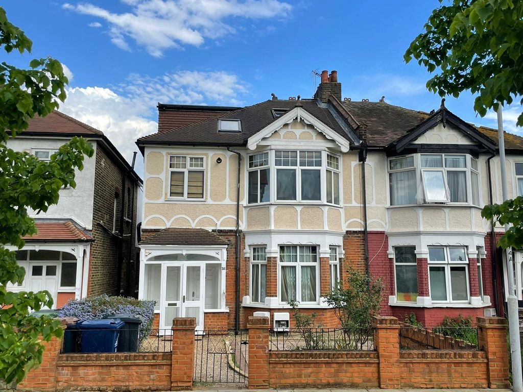 Studio to rent in Hanger Lane, North Ealing, London W5 Zoopla