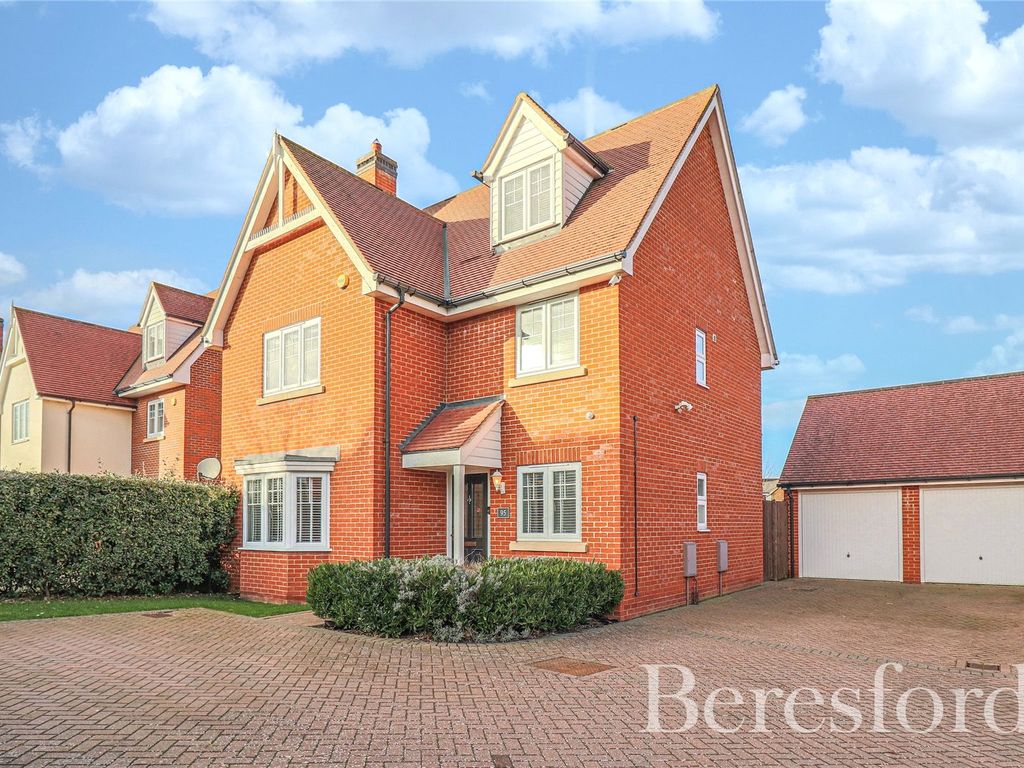 5 bed detached house for sale in Woodlands Park Drive, Dunmow CM6 Zoopla