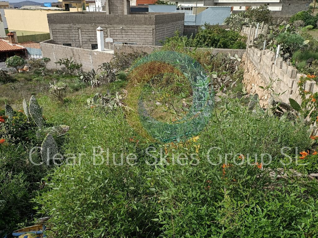 Land for sale in Valle De San Lorenzo, Tenerife, Spain Zoopla