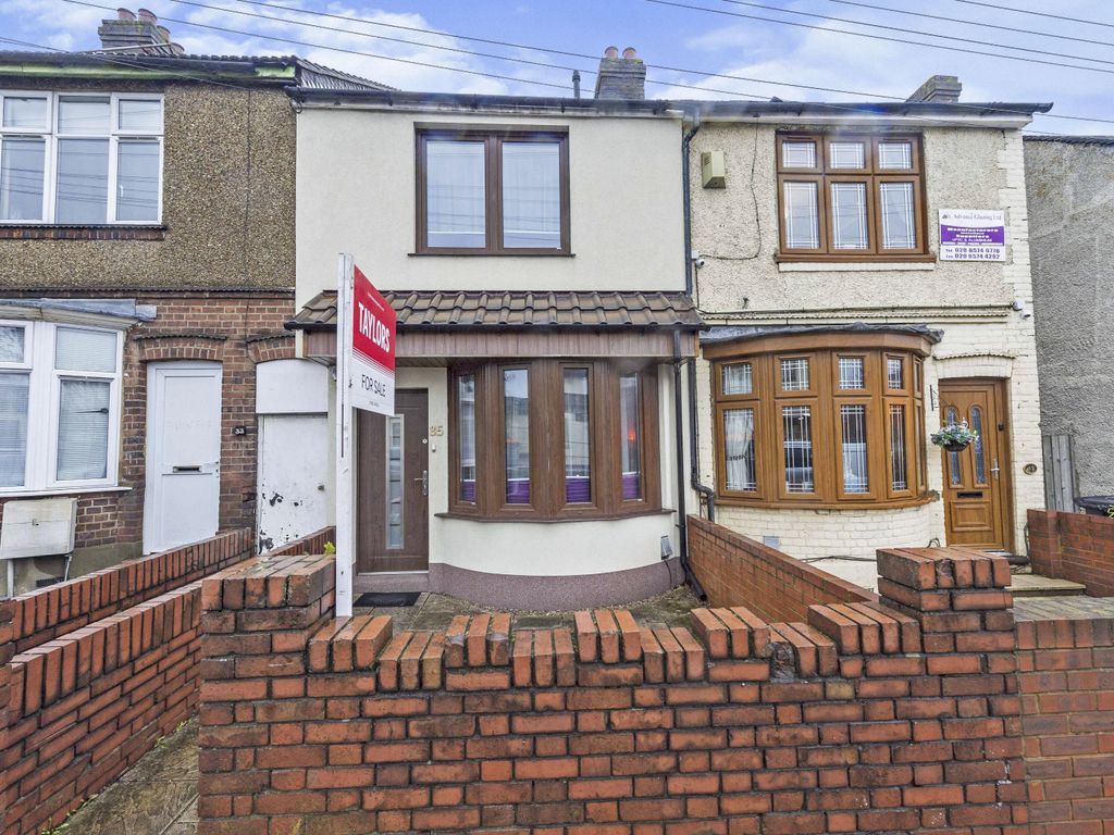 Kingsway, Luton, Bedfordshire LU4  