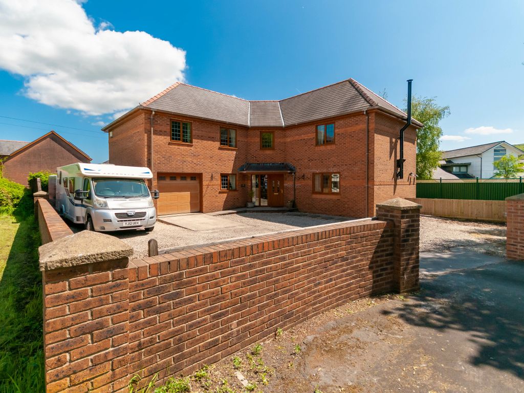 5 bed detached house for sale in Maescoed, Hendre Ladus, Ystradgynlais