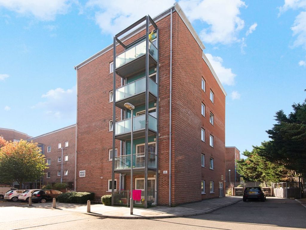 1 bed flat for sale in Great Chart Street, London SW11 Zoopla