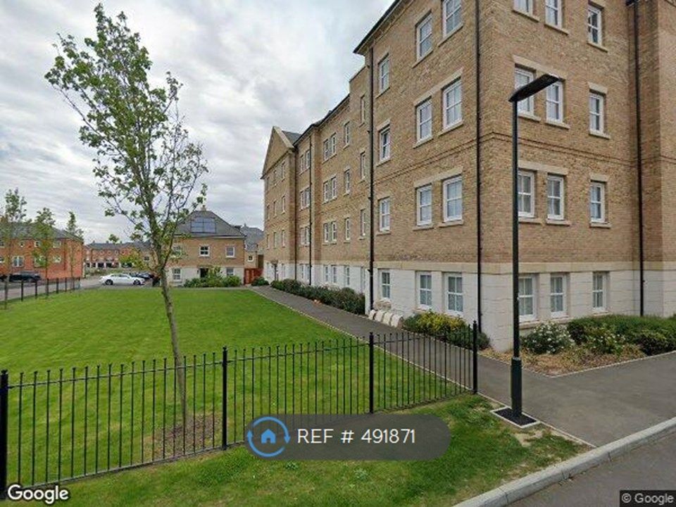 2 bed flat to rent in Rainbow Road, Erith DA8, £1,700 pcm Zoopla