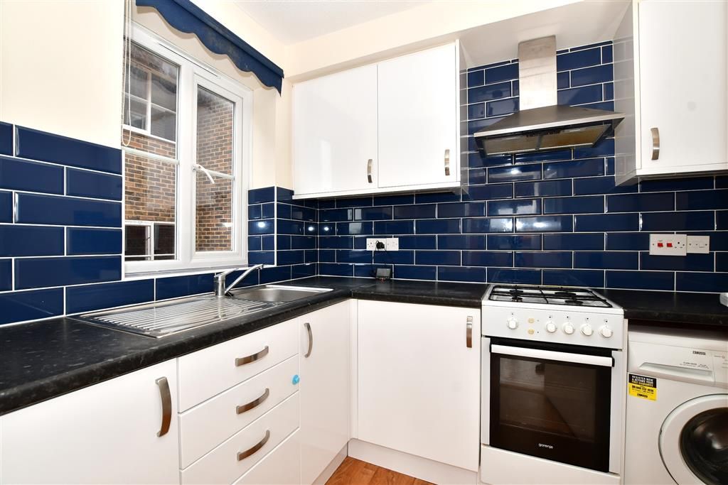 1 bed flat for sale in Overton Road, Sutton, Surrey SM2, Sale by tender