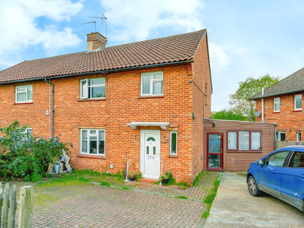 3 bed semidetached house for sale in Wolfs Wood, Oxted RH8, £535,000