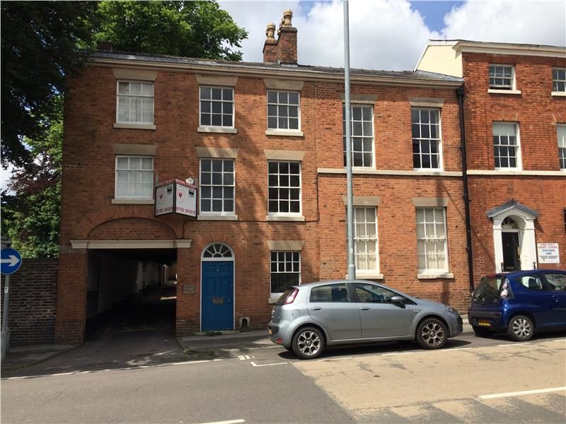 Office to let in 7 King Street, Newcastle Under Lyme, Staffordshire ST5