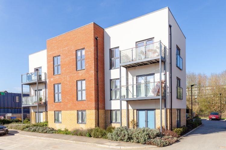 2 bed flat for sale in Furrow Crescent, Curbridge, Witney OX29 Zoopla