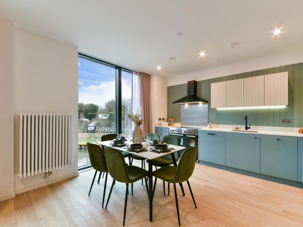 2 bed flat for sale in Lewis House, Bradshaw Yard, Brentford TW8, £