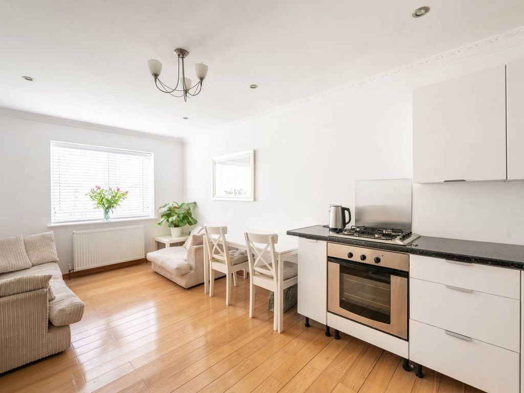 Batten Street, Clapham Junction, London SW11  