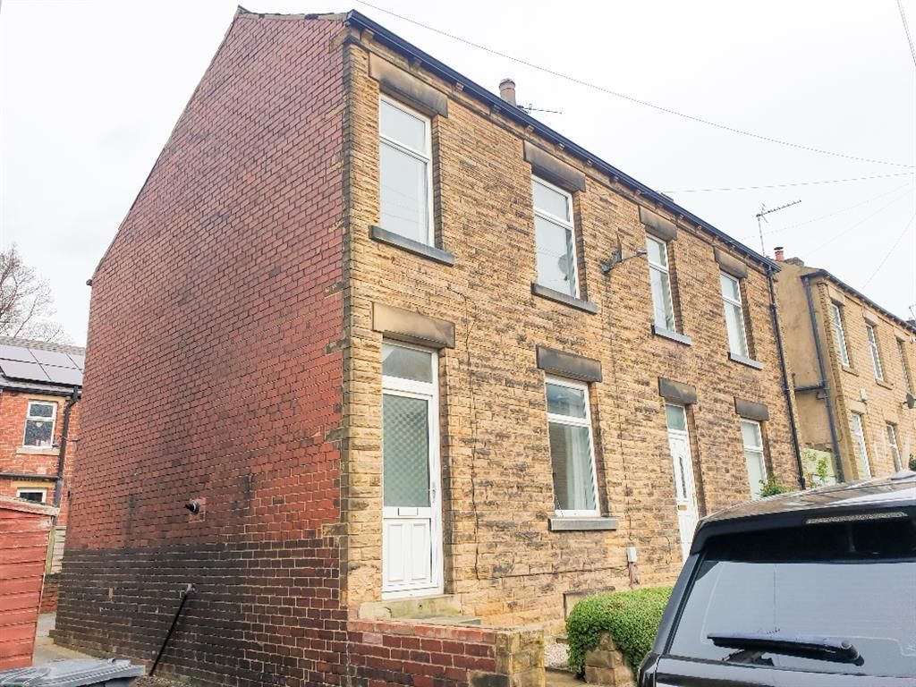 2 bed semidetached house for sale in Cambridge Street, Heckmondwike