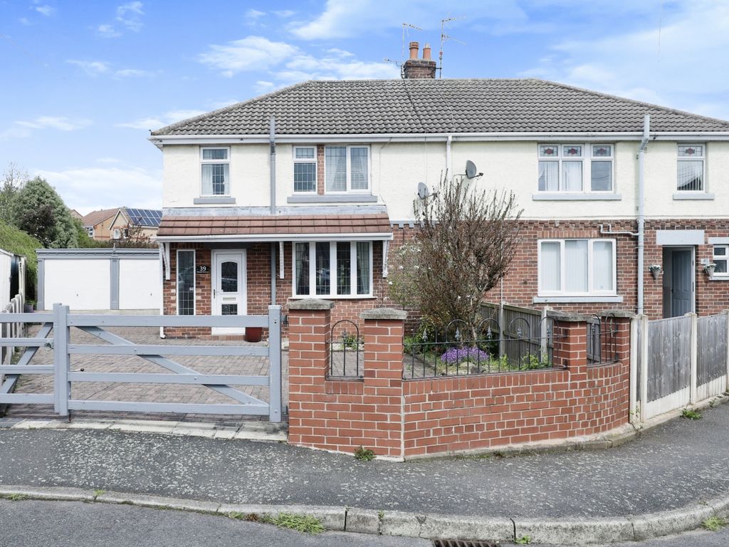 3 bed semidetached house for sale in Wood Avenue, Worksop S80 Zoopla