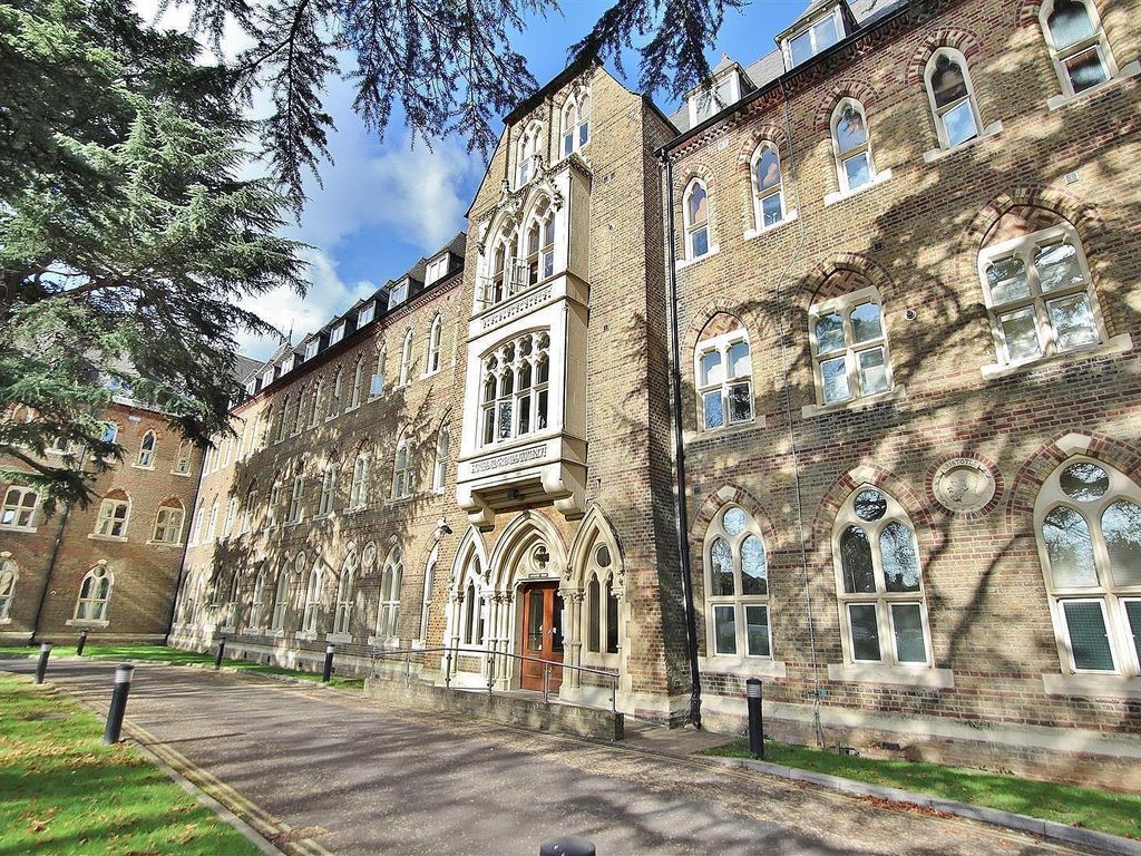 1 bed flat to rent in Borough Road, Osterley, Isleworth TW7, £1,550 pcm