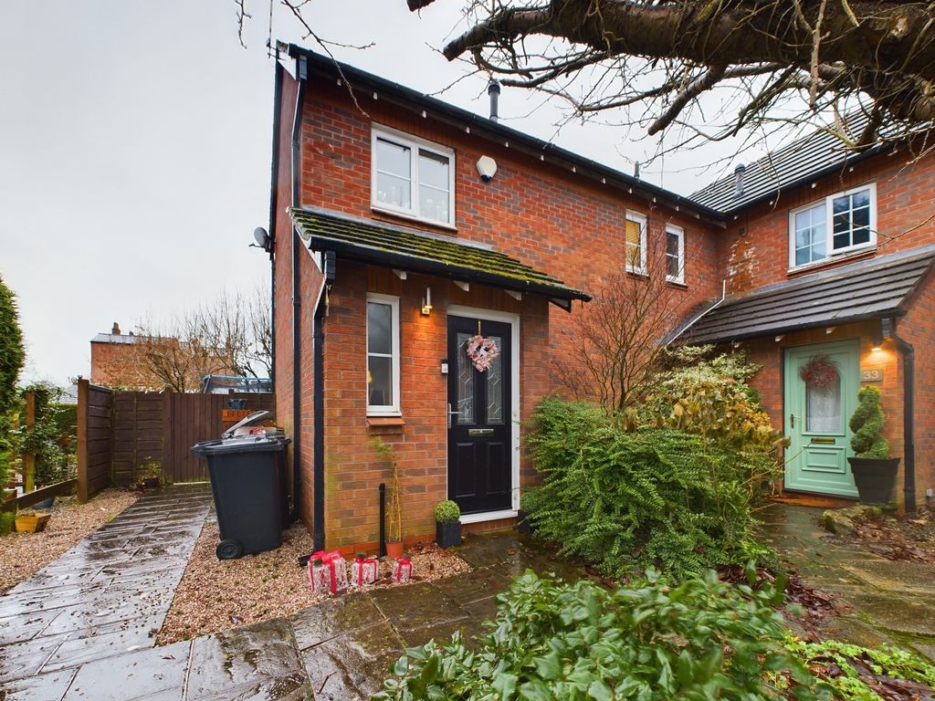 3 bed mews house for sale in Sutton Close, Macclesfield SK11, £222,500