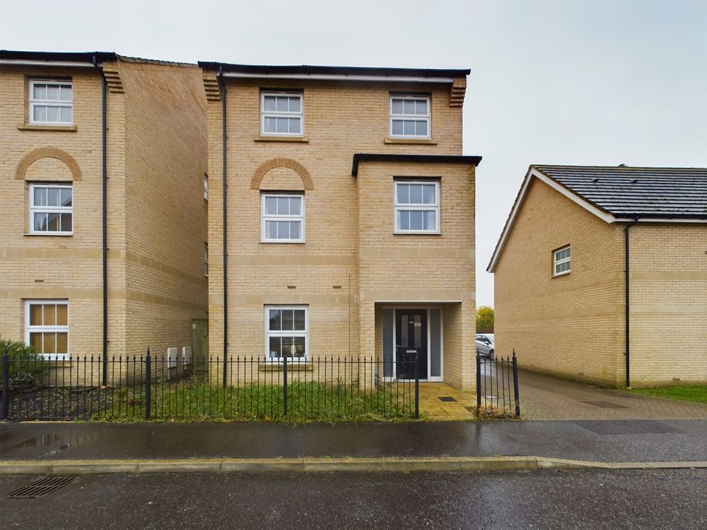 4 bed town house for sale in Daisy Lane, Downham Market PE38, £315,000