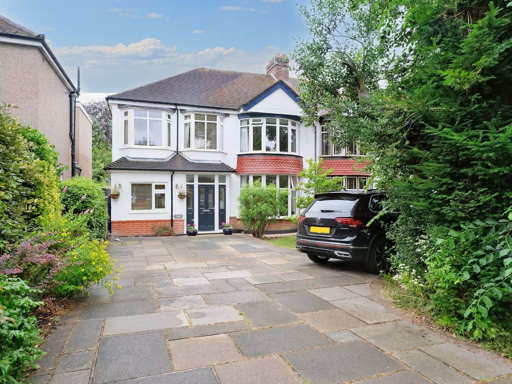 4 bed semidetached house for sale in Goddington Lane, Orpington BR6