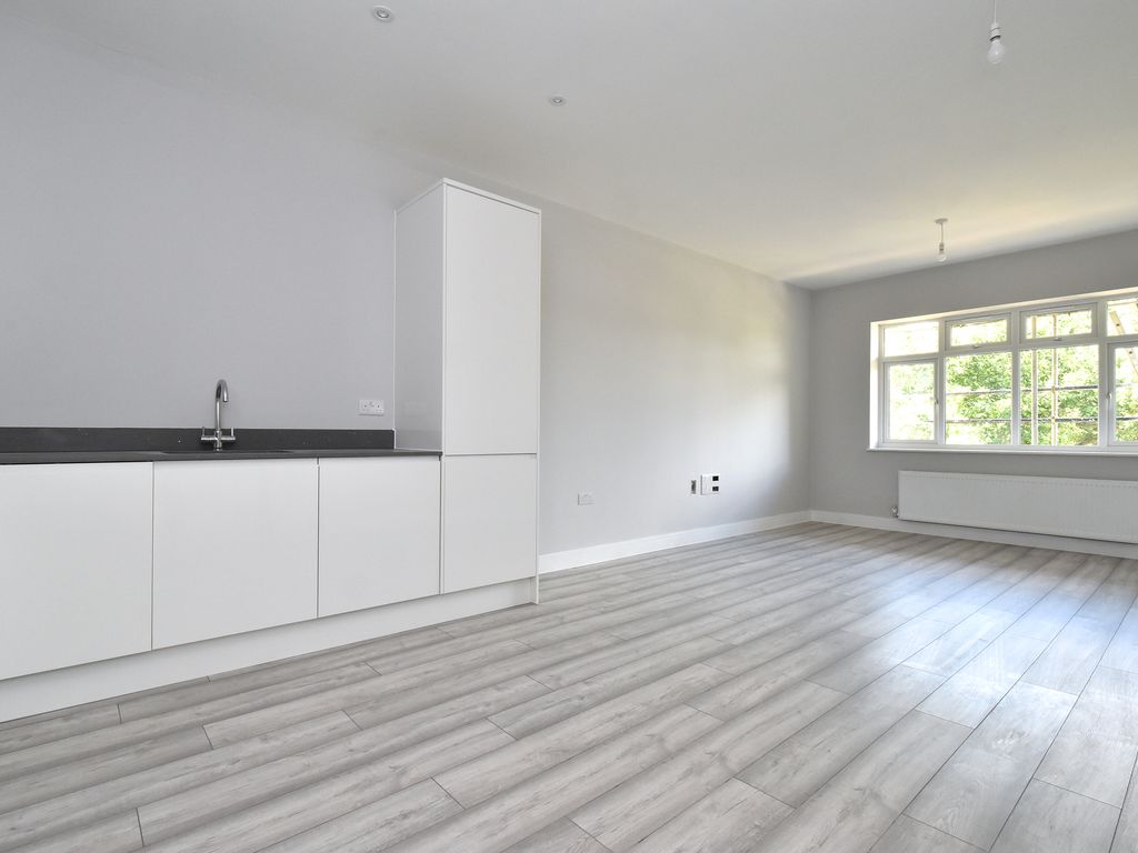 2 bed flat to rent in Westmoreland Road, Bromley BR2 Zoopla