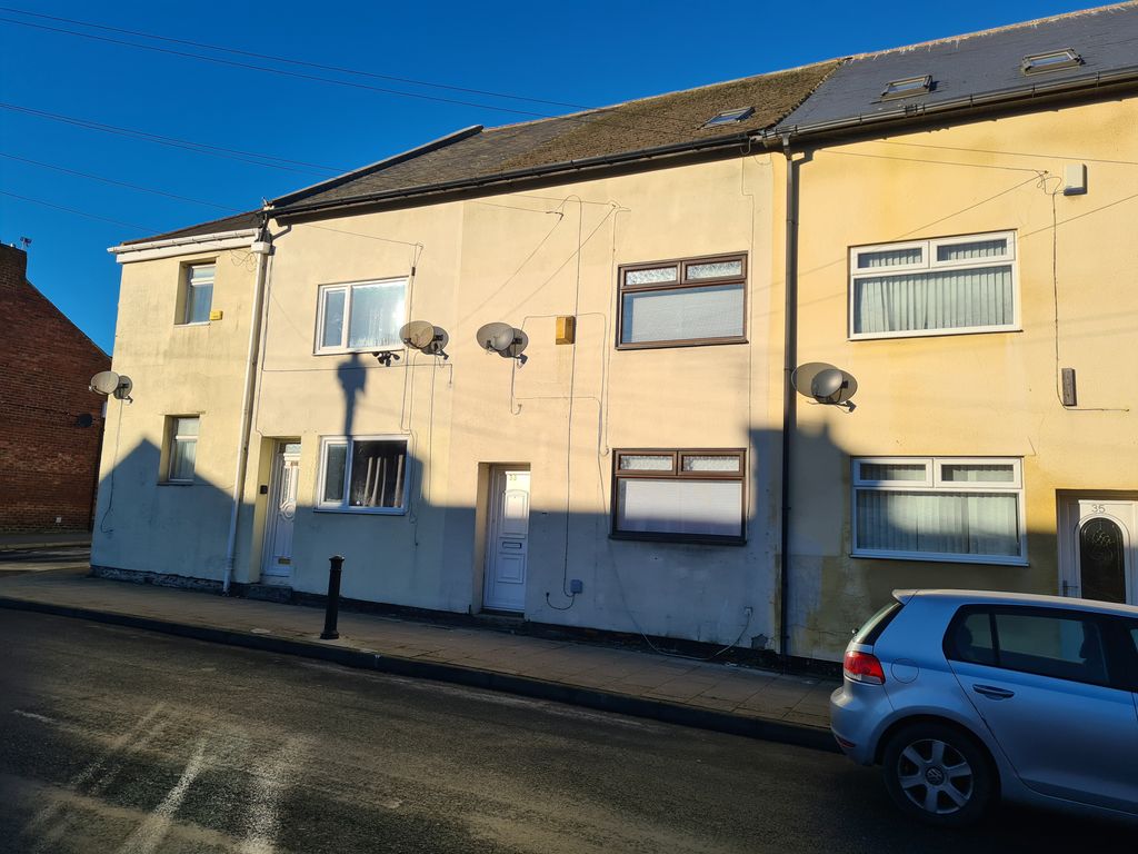 5 bed property for sale in 33 Front Street, Grange Villa, Chester Le