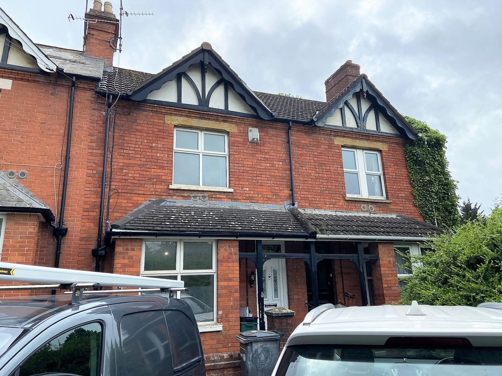 3 bed terraced house to rent in West Hendford, Yeovil BA20, £1,075 pcm