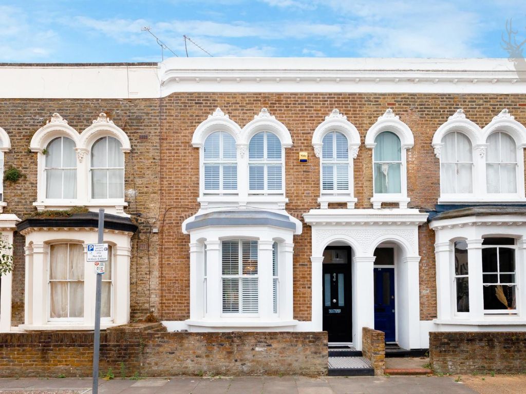 3 bed property for sale in Strahan Road, Medway Conservation Area, Bow