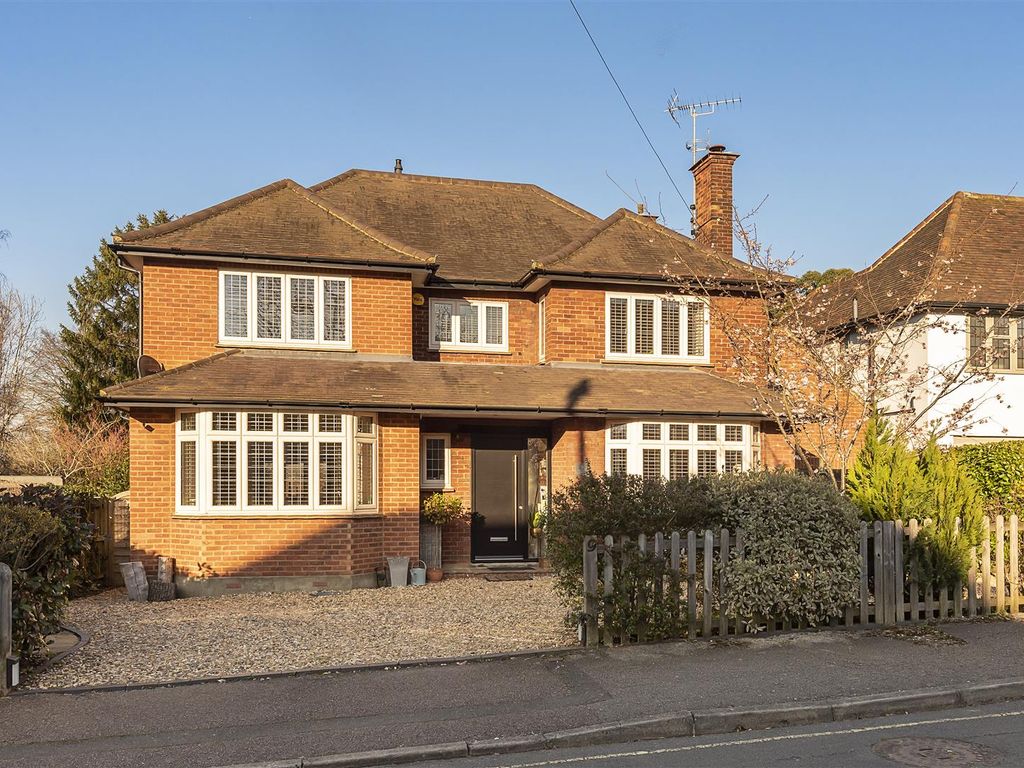 5 bed detached house for sale in Grasmere Avenue, Harpenden AL5 Zoopla