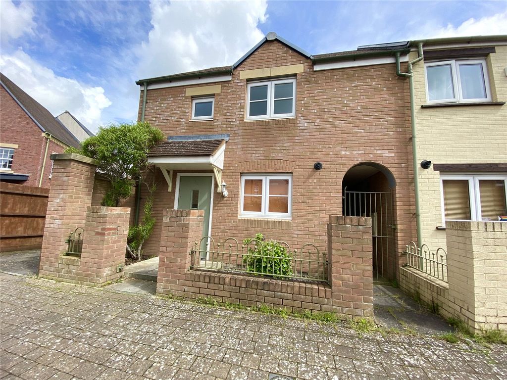 3 bed detached house to rent in Ewden Close, East Wichel, Swindon SN1