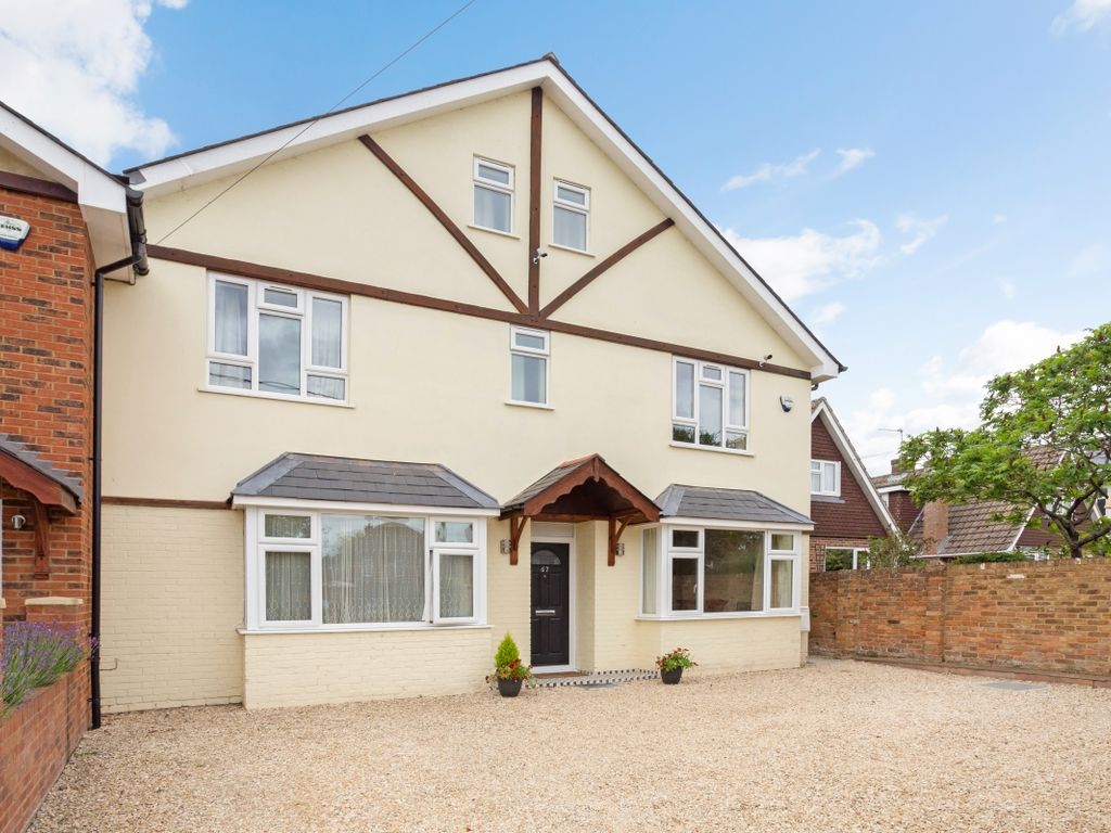 5 bed flat to rent in Road, Marlow SL7 Zoopla