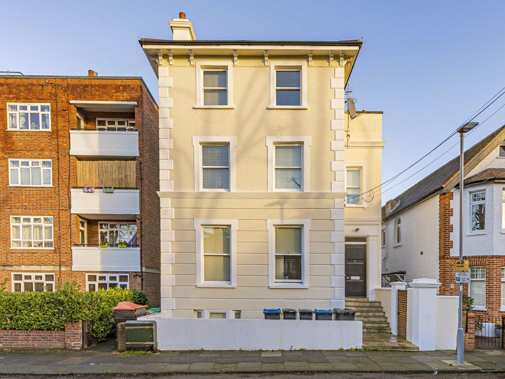 2 bed flat for sale in Grove Road, Surbiton KT6 Zoopla