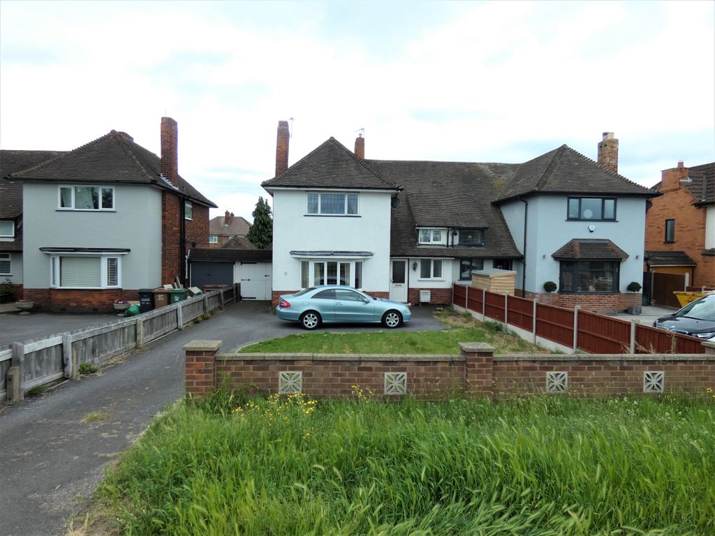 3 bed semidetached house for sale in Loughborough Road, Birstall