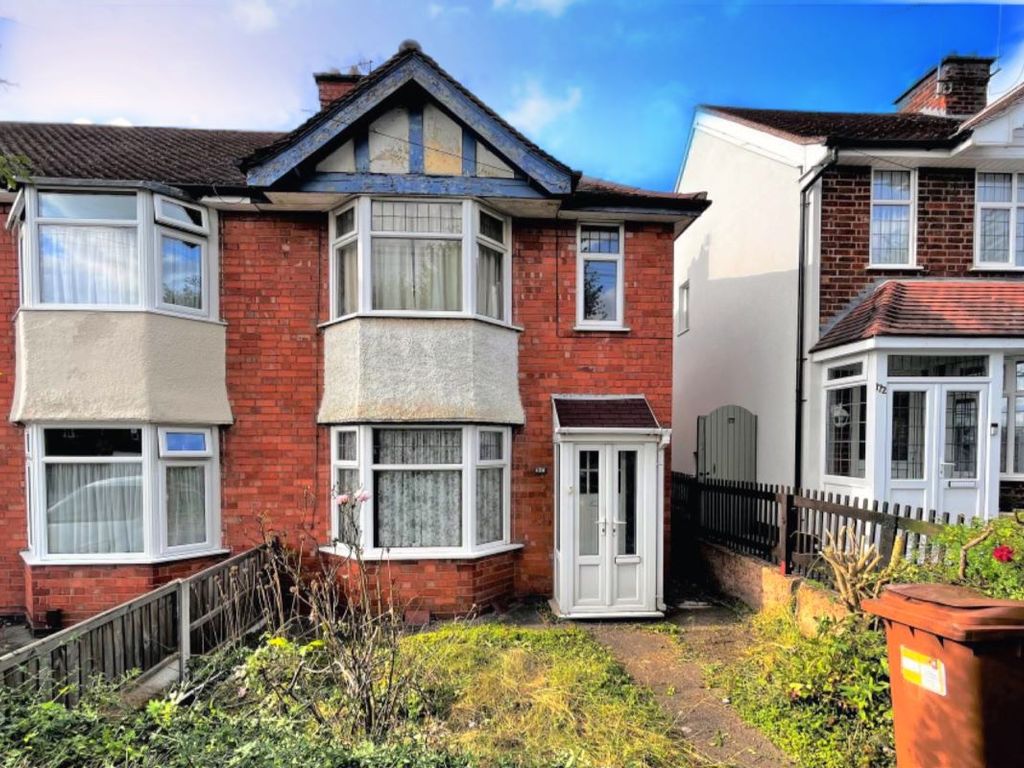 3 bed end terrace house for sale in 174 Tudor Road, Hinckley