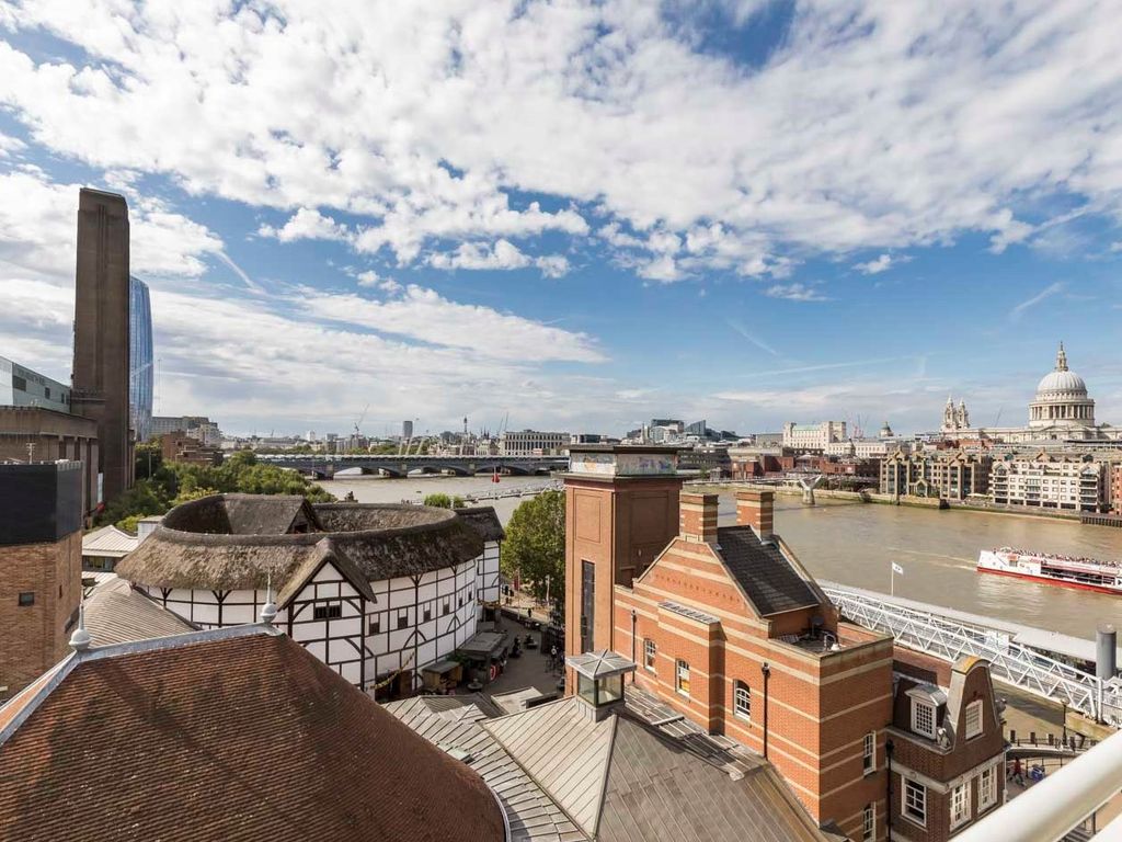 24 New Globe Walk, Southbank SE1