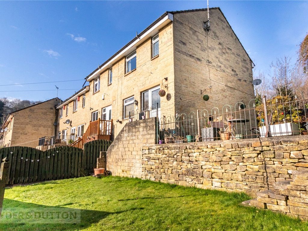 3 bed end terrace house for sale in Stones Lane, Golcar, Huddersfield
