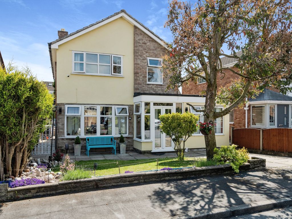 3 bed detached house for sale in Trent Drive, Hindley Green, Wigan