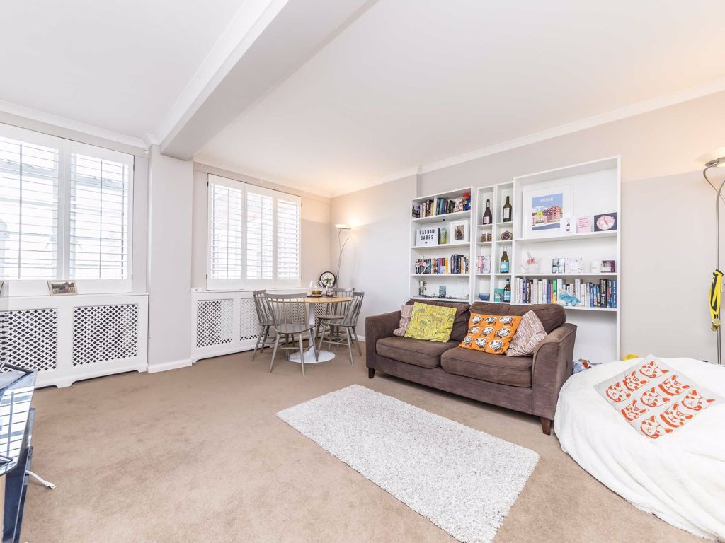 2 bed flat to rent in Balham High Road, London SW17 Zoopla