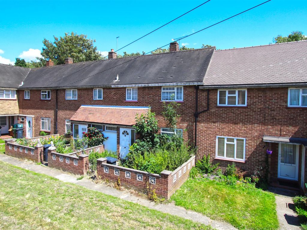 2 bed terraced house for sale in Whitefields Road, Cheshunt, Waltham