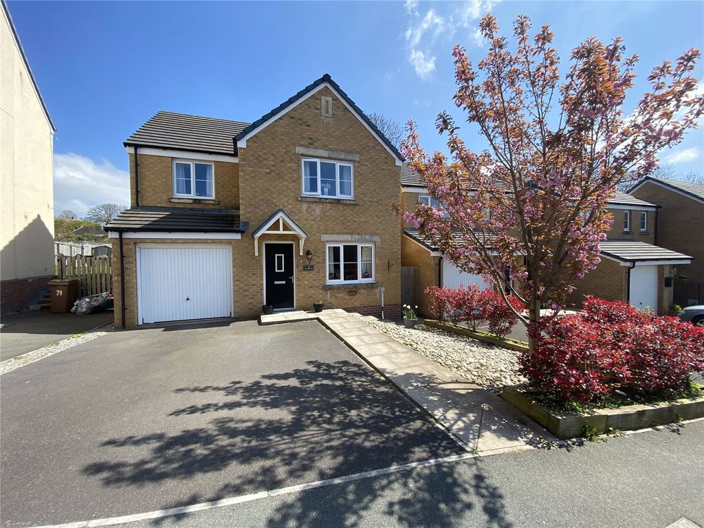 4 bed detached house for sale in Gatehouse View, Pembroke