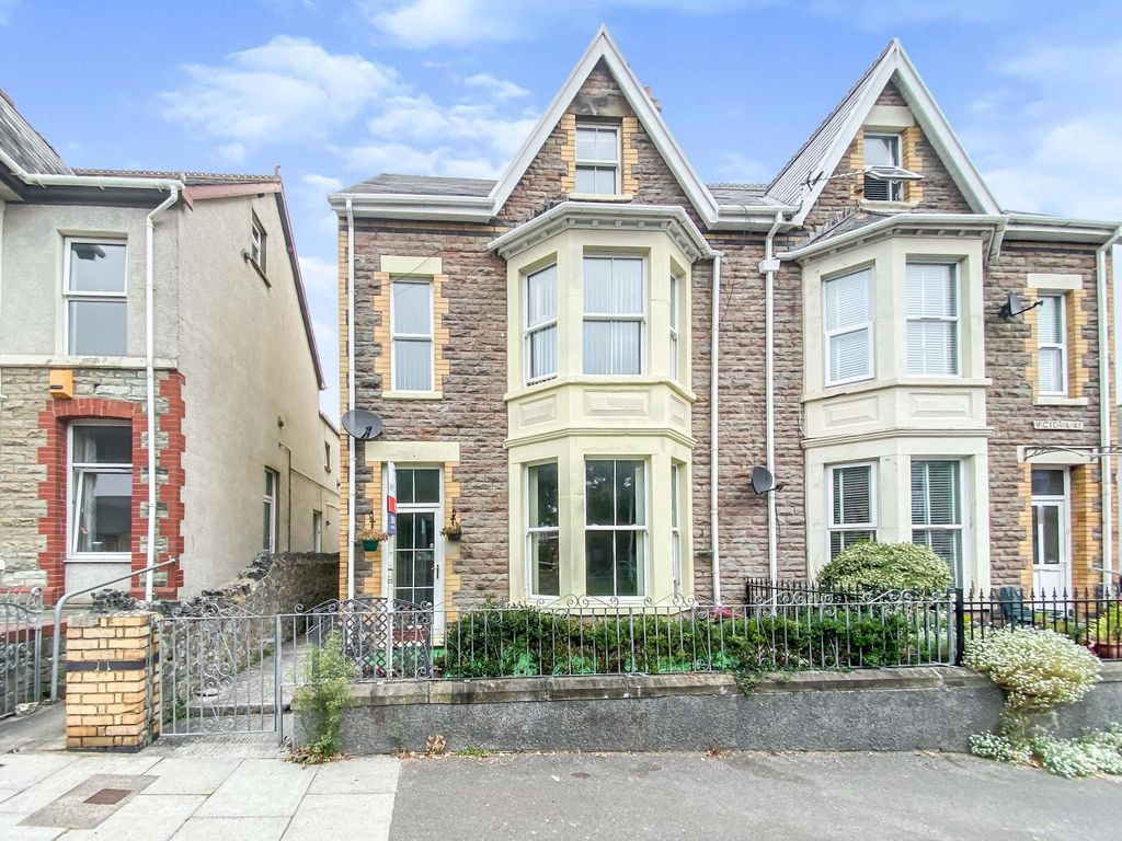 5 bed semidetached house for sale in Victoria Avenue, Porthcawl CF36