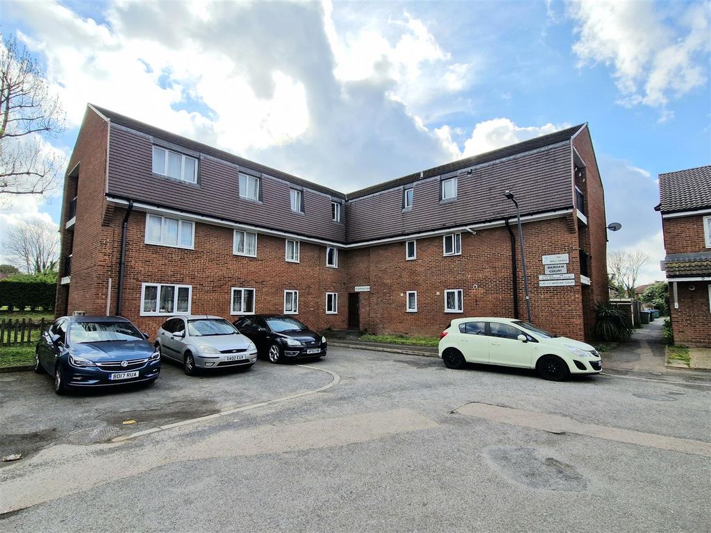 1 bed flat to rent in Barham Close, Wembley HA0, £900 pcm Zoopla