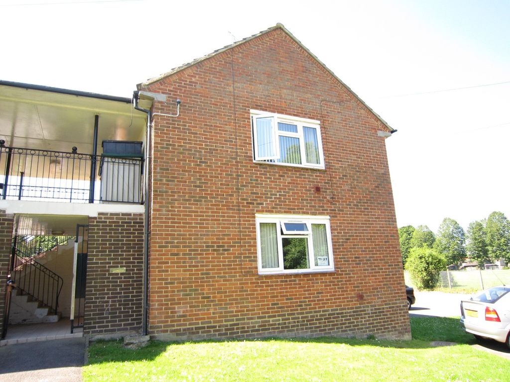 2 bed flat to rent in Harrington Drive, Bulford Barracks, Bulford SP4