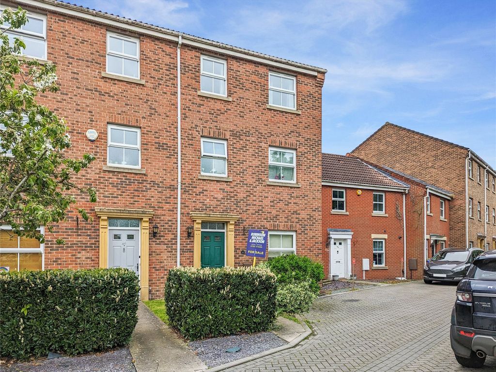 4 bed terraced house for sale in Moonstone Square, Sittingbourne ME10