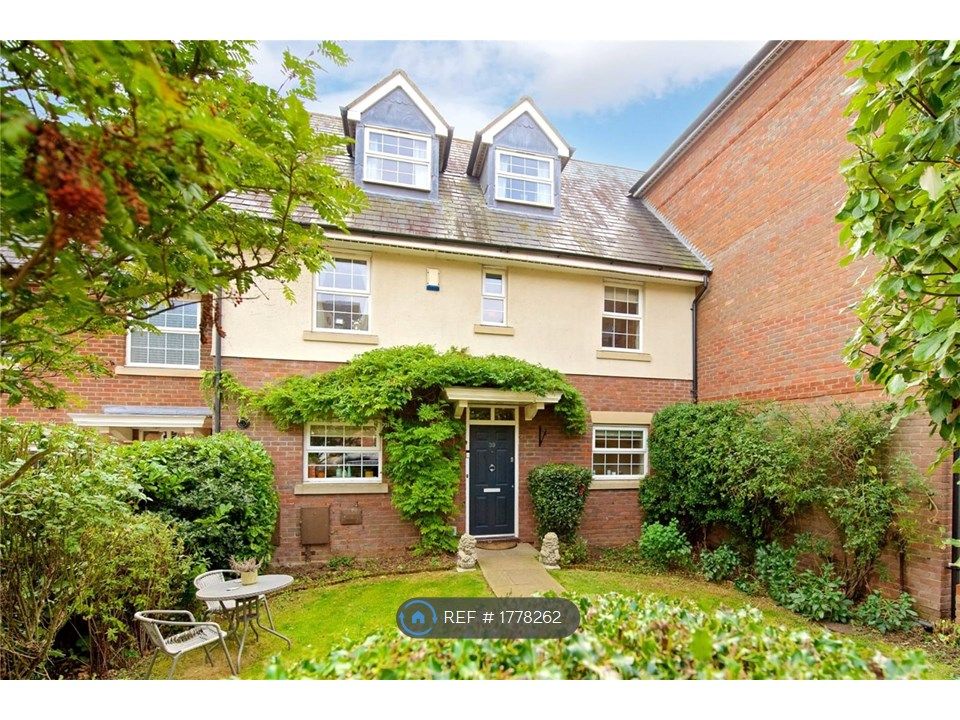 Studio to rent in Studio, Buckingham MK18 Zoopla