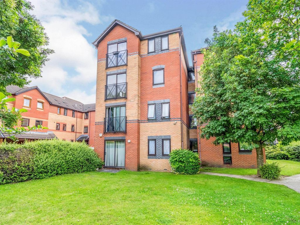 1 bed flat to rent in Park Street, Shirley, Southampton SO16, £900 pcm