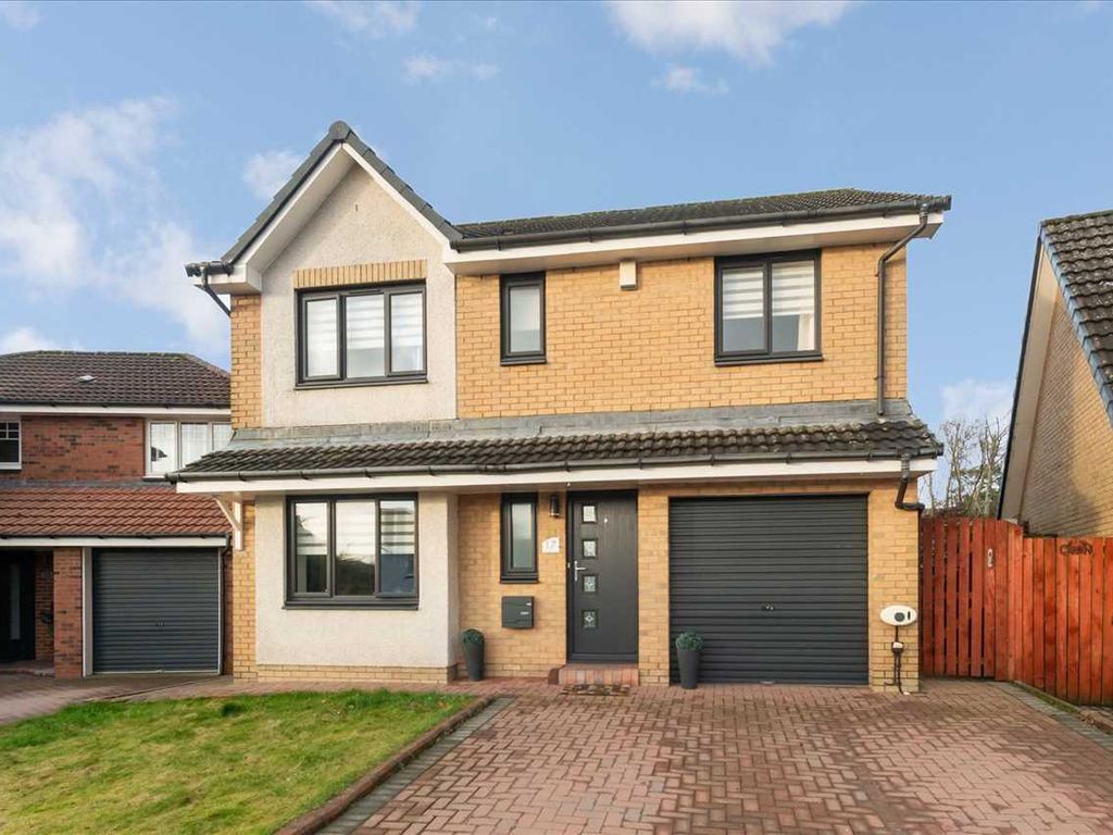 4 bed detached house for sale in Burnside View, Lindsayfield, East