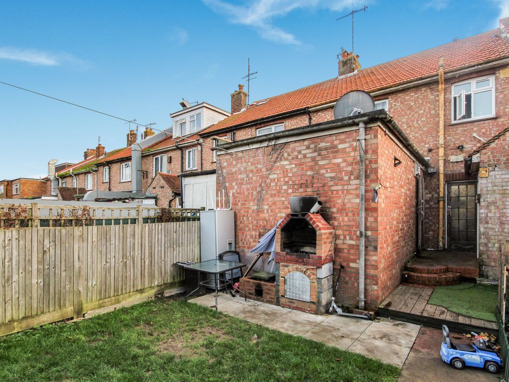 2 bed flat for sale in Crabtree Lane, Lancing BN15 Zoopla