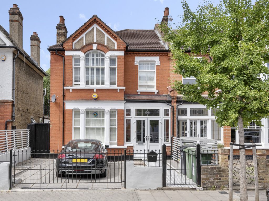 3 bed semidetached house for sale in Muirkirk Road, London SE6, £