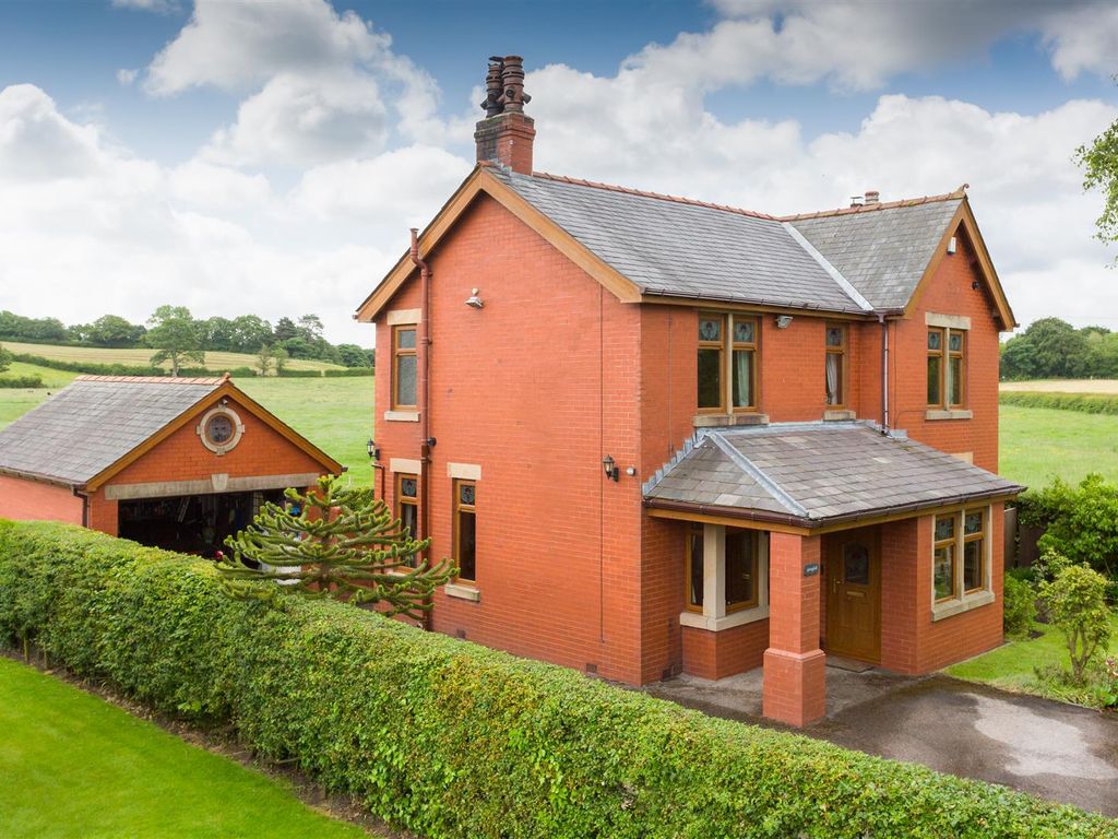 4 bed property for sale in Springfield, Lydiate Lane, ClaughtonOn