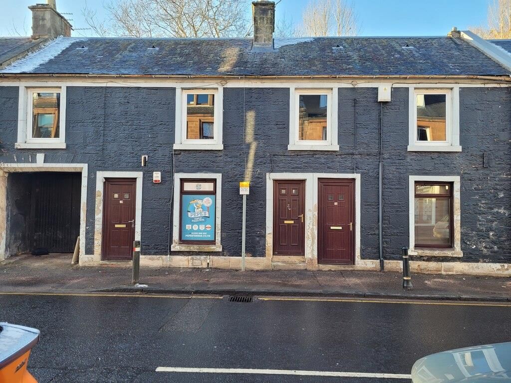 2 bed flat to rent in Abbeygreen, Lesmahagow, Lanark ML11, £525 pcm