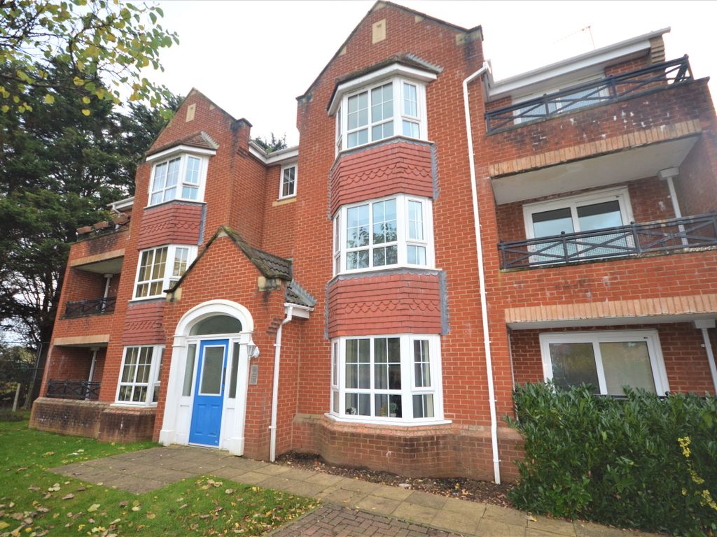 Abbots Way, Kettering NN15  