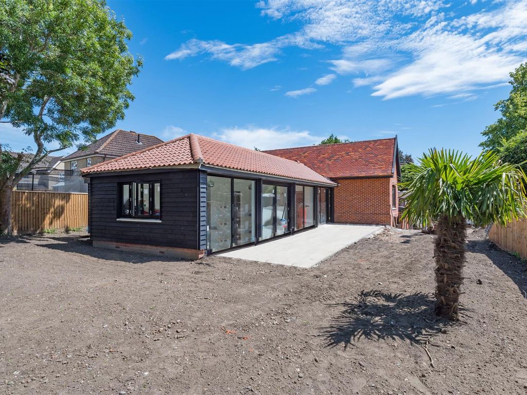 3 bed detached bungalow for sale in Benton Street, Hadleigh, Ipswich IP7, £700,000 Zoopla