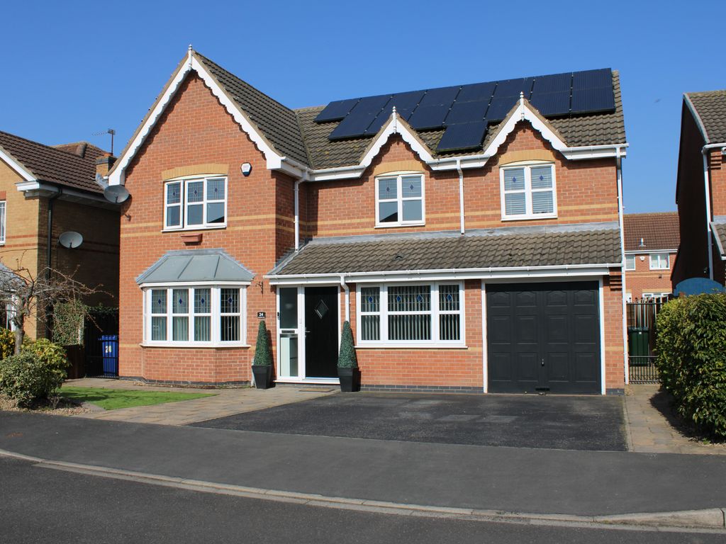 5 bed detached house for sale in Poppyfields Way, Branton, Doncaster